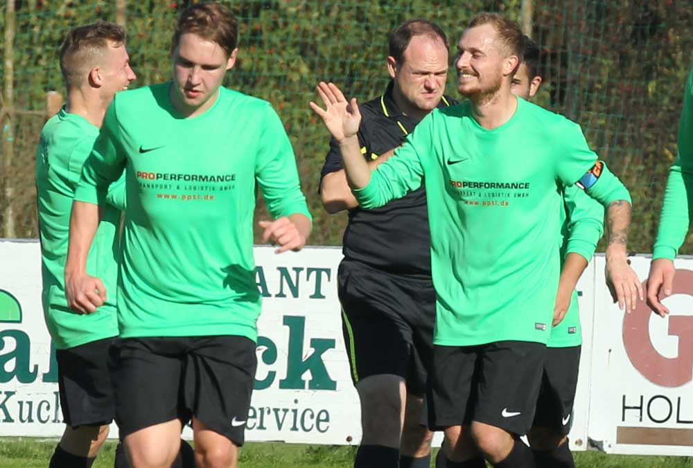 Klein-Zimmerns Jan Müller erzielte drei Tore. (Foto: Eyßen) Dieburg macht einen Schritt zu wenig / 3 Müller-Tore