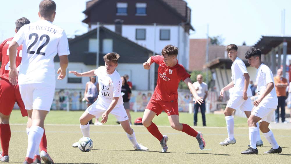 B1-Junioren der TS gewinnen mit 13:0