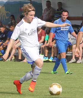 Mark Braun brachte den SV Münster in Seckmauern in Führung, letztlich setzten sich aber die Gastgeber durch. Pierre Kampka entscheidet Derby