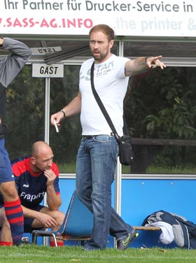 Oliver Behnicke ist als Trainer des KSV Urberach zurückgetreten. Kleestadt Herbstmeister / Behnicke tritt zurück