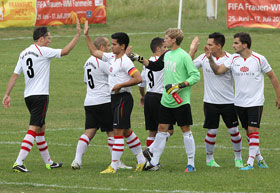 Reinheim gewinnt Topspiel