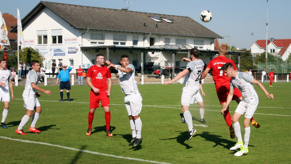 Die TS Ober-Roden II besiegte den FSV Spachbrücken mit 4:0. (Foto: Eyßen) 1. KSV-Punkt ausgerechnet im Derby / Ueberau souverän