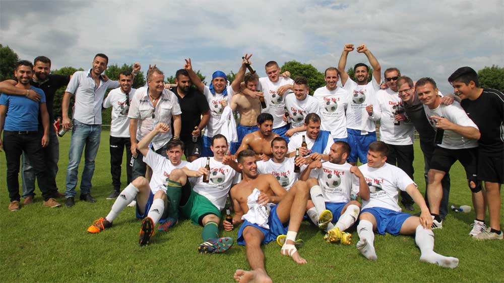 Ob es in naher Zukunft für den FSV mal wieder eine Meisterschaft zu feiern gibt? 2014 war Groß-Zimmern als B-Liga-Meister (Bild) in die A-Liga aufgestiegen. Vor dieser Runde gehört der FSV immerhin zum erweiterten Favoritenkreis. (Foto: Eyßen) Vor der Saison: FSV Groß-Zimmern
